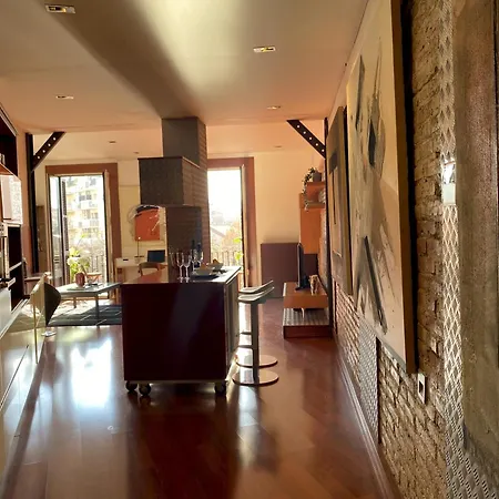 アパート Luminous Designer Loft Style Eixample Views By Myrentalhost バルセロナ