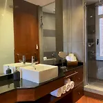 Luminous Designer Loft Style Eixample Views By Myrentalhost Барселона