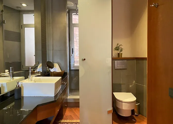 Luminous Designer Loft Style Eixample Views By Myrentalhost * 바르셀로나